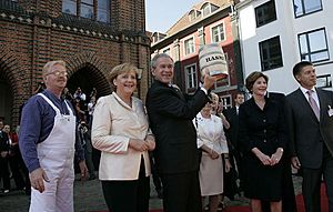 Merkel-Bush-L.Bush-Sauer