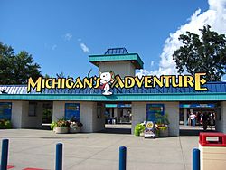 Michigans Adventure entrance.jpg