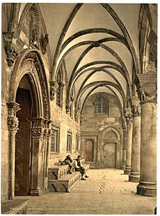 Ragusa, the Rettori Palace portico, Dalmatia, Austro-Hungary-LCCN2002710788