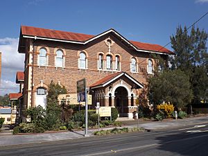 Uniting Church Central Memorial Hall, Ipswich, Queensland.jpg