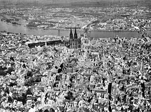 Cologne 1945 5