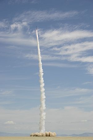 Kluft-photo-CSXT-2004-amateur-space-launch