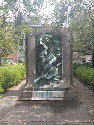 War memorial designed by Eugène Aernauts (2)