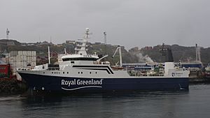 Akamalik-royal-greenland-sisimiut-port