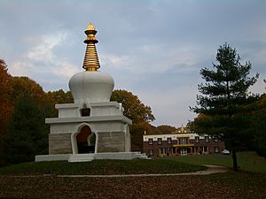 Bloomington-TibetanCC-Stupa-9107