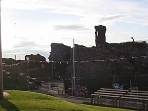 Dunbar Harbour and Castle ruins