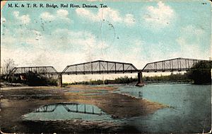 Missouri-Kansas-Texas Railroad bridge over Red River
