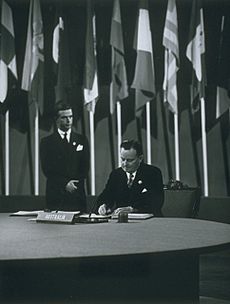 Frank Forde signing the UN Charter