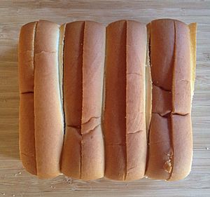 New England style hot dog bun