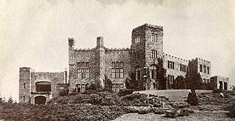 Overlook Castle in 1920.jpg