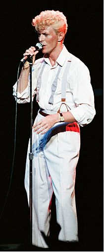 Bowie 1983 serious moonlight
