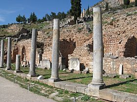 Roman agora-Delphi