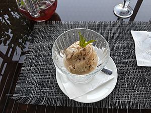Саксаул Ресторан, kymyz-flavored ice cream