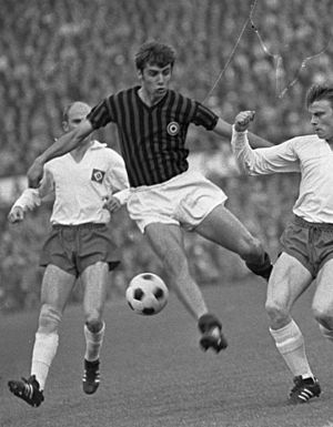 Europacup II finale 1968 - Pierino Prati.jpg