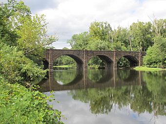Farmington River Railroad Bridge, Windsor CT.jpg