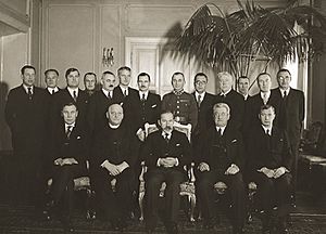 Devynioliktasis ministru kabinetas.Nineteenth Ministers cabinet of Lithuania