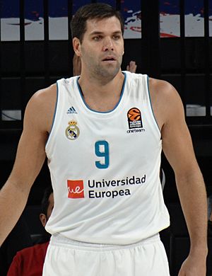 Felipe Reyes 9 Real Madrid Baloncesto Euroleague 20171012 (2).jpg