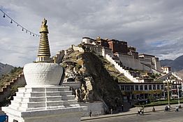 Potala Palace, former residence of Dalai Lama, 2006