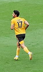 Gonçalo Guedes makes his Wolves debut (cropped)