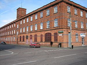 Former Linen Mill - geograph.org.uk - 129113