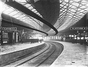 Railway station in Cork NLI