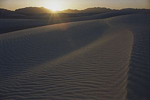 A085, White Sands National Monument, New Mexico, USA, sunset, 2004