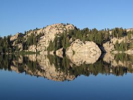 Peeler Lake - panoramio - Kurt Minard.jpg