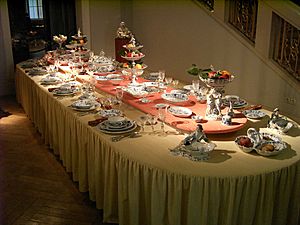 Meissen-Porcelain-Table