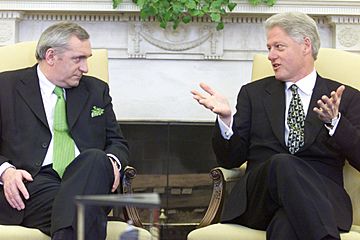 Bertie Ahern and Bill Clinton 2000-03-17