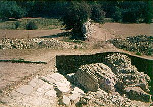 Archaeological excavations of the East Gate of Portus Lemanis in 1976 - retouched