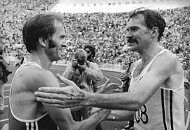 Bundesarchiv Bild 183-1983-0814-017, Helsinki, 1. Leichtathletik-WM, Cierpinski, De Castella