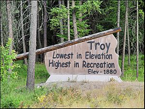 Troy, Montana town sign 2007.jpg