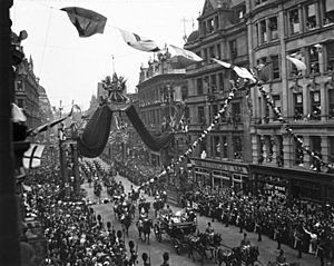 Edward VIIs coronation procession London 9 August 1902