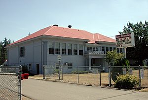 Gates Elementary School in 2009