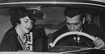 Francis Gary Powers with wife 1962