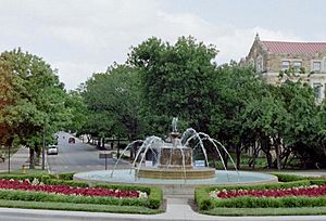 KU Campus Fountain