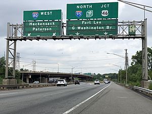 2020-07-07 17 18 58 View north along Interstate 95 (New Jersey Turnpike Eastern Spur) at the exit for Interstate 80 WEST (Hackensack, Paterson) in Ridgefield, Bergen County, New Jersey