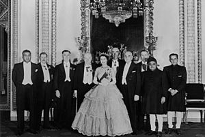Queen Elizabeth II in 1952 Commonwealth Prime Ministers' Economic Conference.jpg