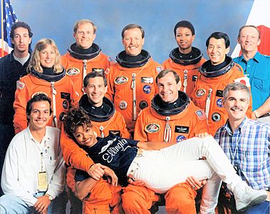 STS-47 Crew and Support Staff