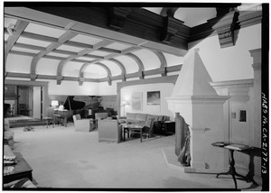 GENERAL VIEW FROM HALL TO LIVING ROOM - Lou Henry Hoover House, San Juan Hill, Stanford, Santa Clara County, CA HABS CAL,43-STANF,7-13