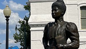 Ida B. Wells Memphis Statue