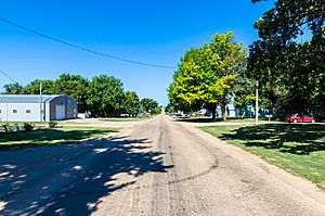 West State Line Road in Lanham. Left side is Kansas, right side is Nebraska. (2017)