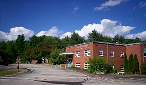 Maple Avenue Elementary School · Goffstown, New Hampshire · 20080602