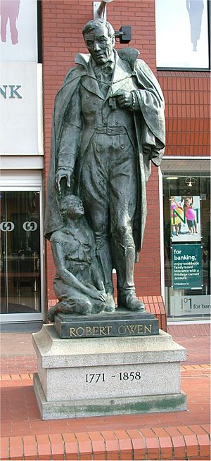Robert Owen statue - Manchester - April 11 2005
