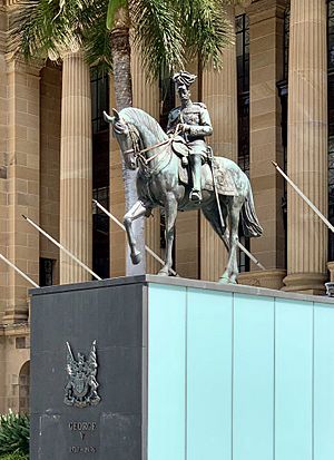 Statue of George V in Brisbane, 02