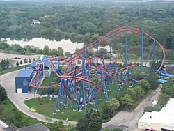 Superman Ultimate Flight at Six Flags Great America 14.jpg