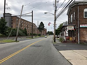 2018-09-08 15 50 10 View north along Middlesex County Route 615 (Main Street) at Brookside Place in Helmetta, Middlesex County, New Jersey