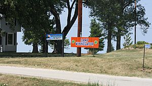 Sign along US 151