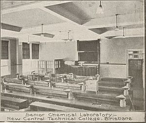 Brisbane Central Technical College - Chemistry (E Block), 1915