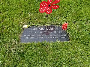 Dennis Farina Grave